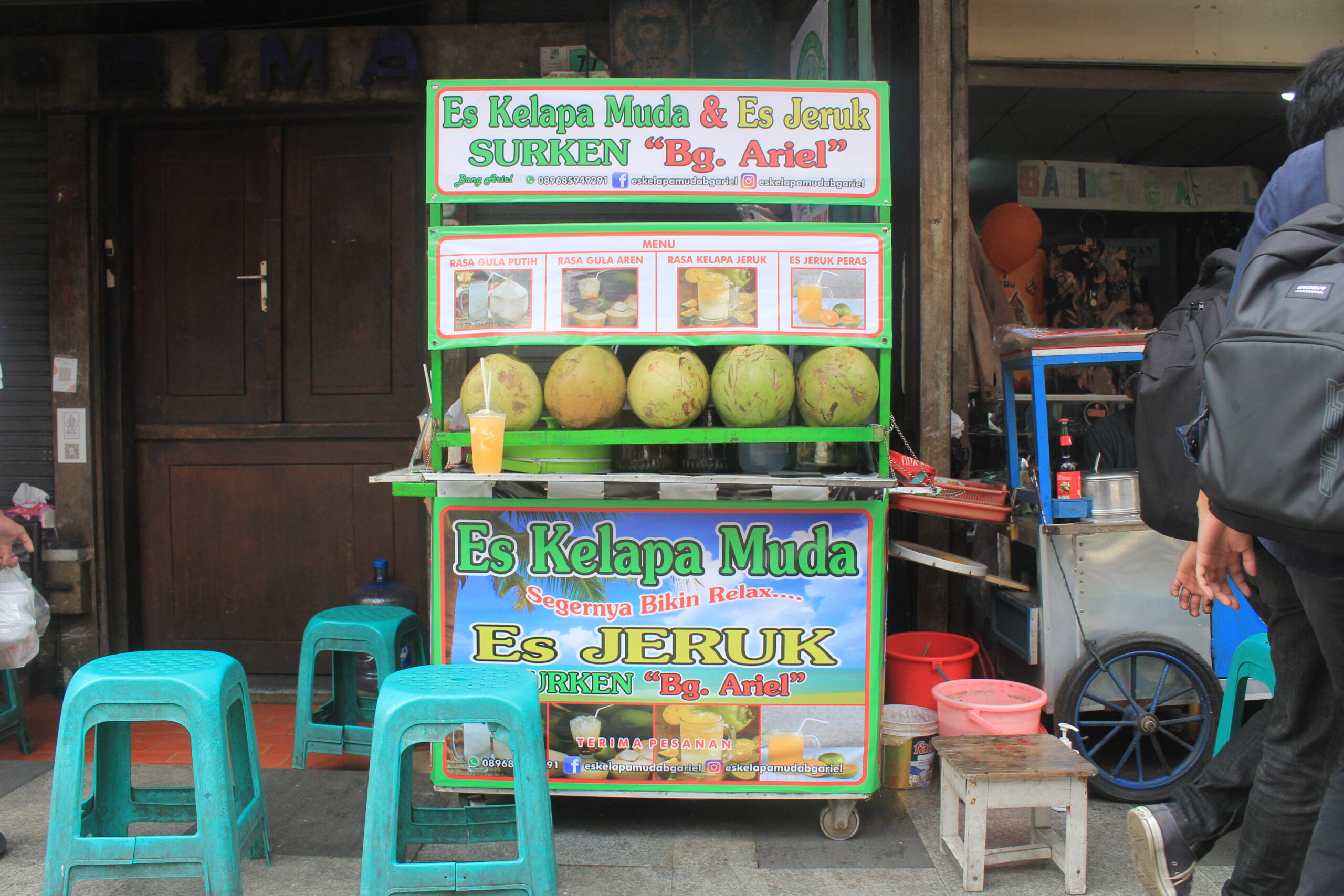 es kelapa muda & es jeruk surken
